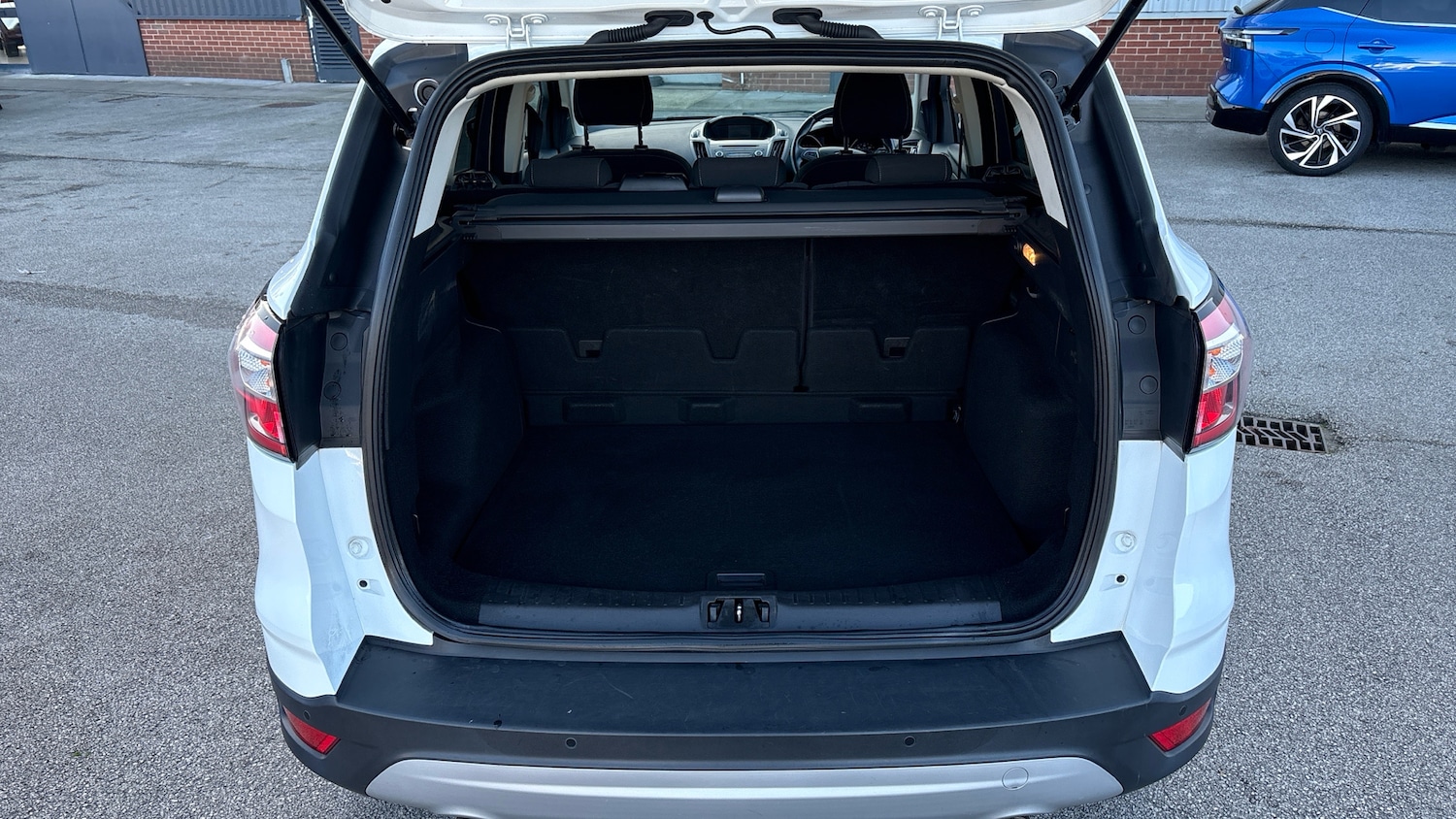 Used Ford Kuga 2018 for sale - 76640781: Photo 4