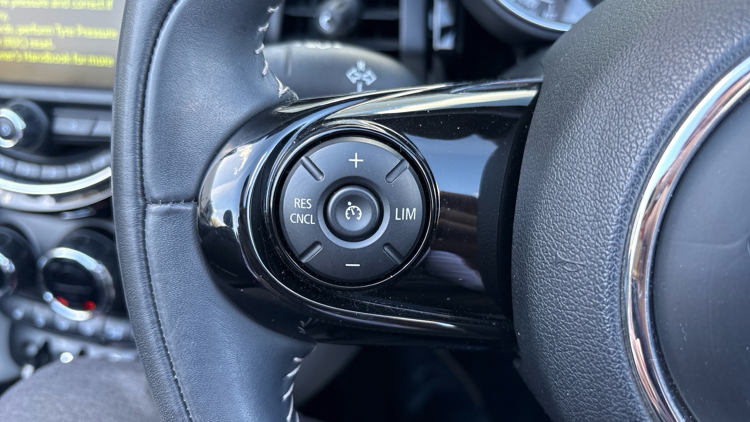 Used MINI Convertible 2017 for sale - 78152868: Photo 25