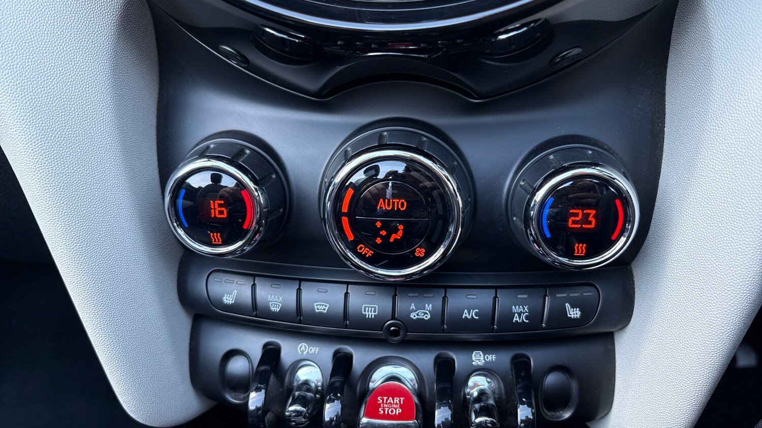 Used MINI Convertible 2017 for sale - 78152868: Photo 36