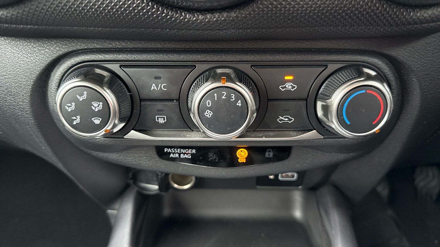 Used Nissan Juke 2022 for sale - 77465575: Photo 23