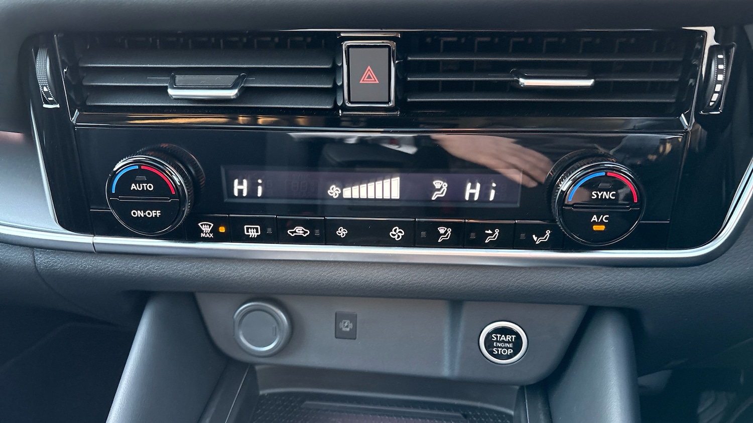 Used Nissan Qashqai 2024 for sale - 77026033: Photo 40