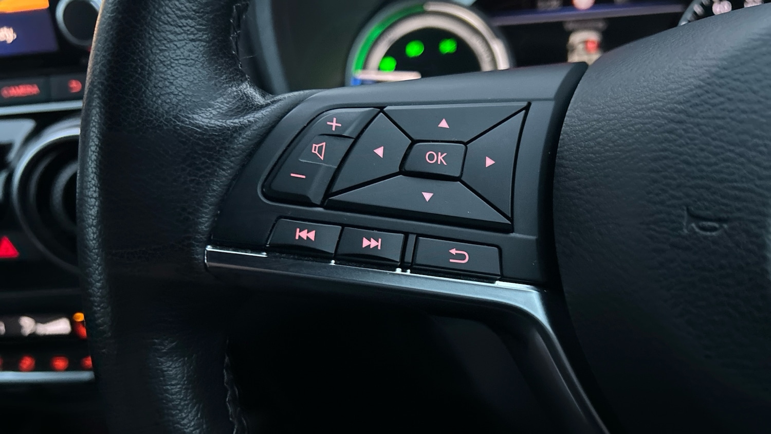 Used Nissan Juke 2023 for sale - 76835330: Photo 35