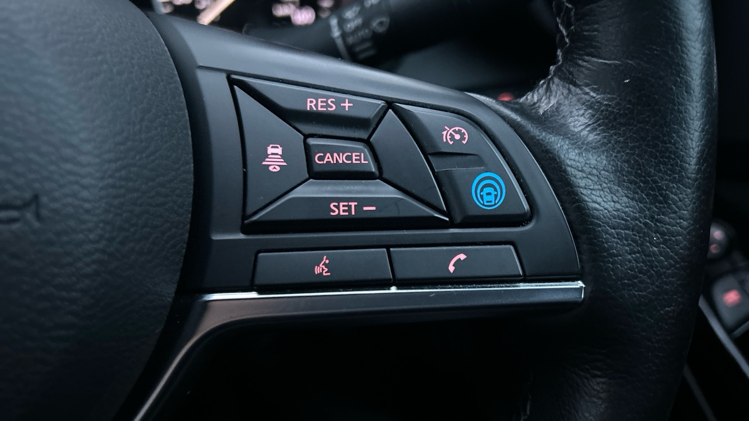 Used Nissan Juke 2023 for sale - 76835330: Photo 36