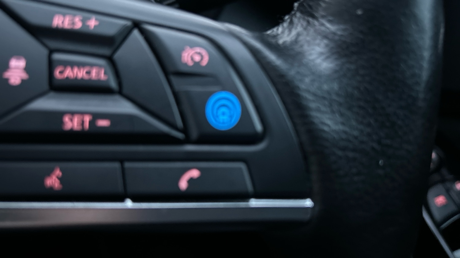 Used Nissan Juke 2023 for sale - 76835330: Photo 37