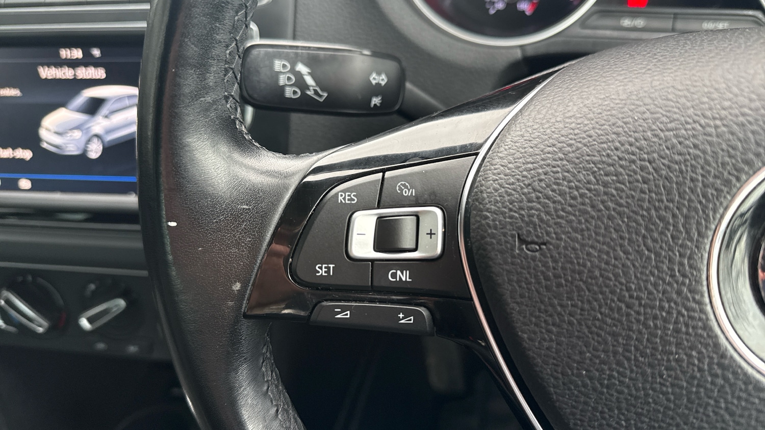 Used Volkswagen Polo 2017 for sale - 77605138: Photo 24