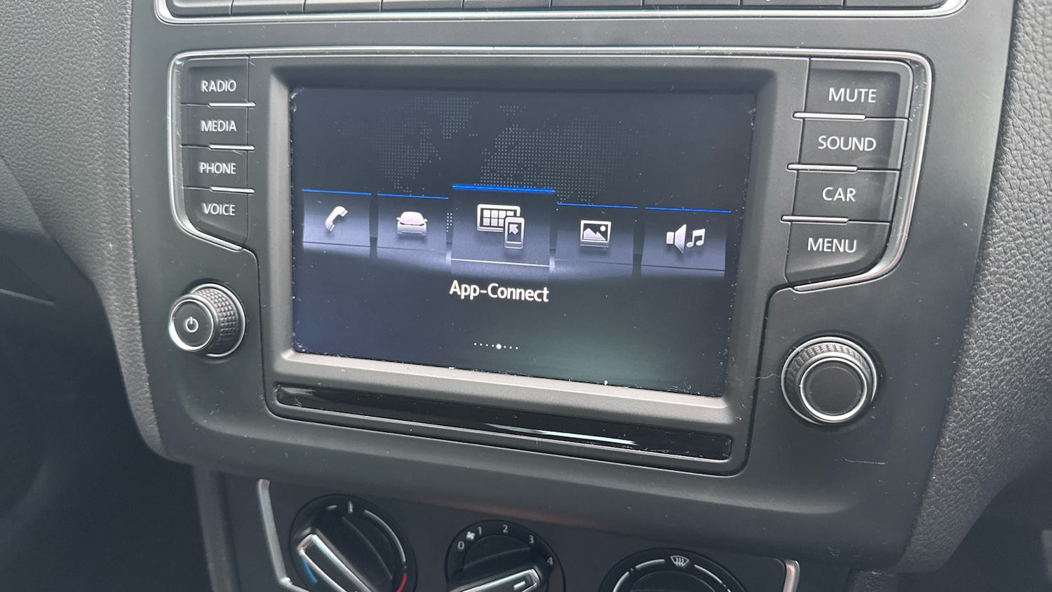 Used Volkswagen Polo 2017 for sale - 77605138: Photo 29