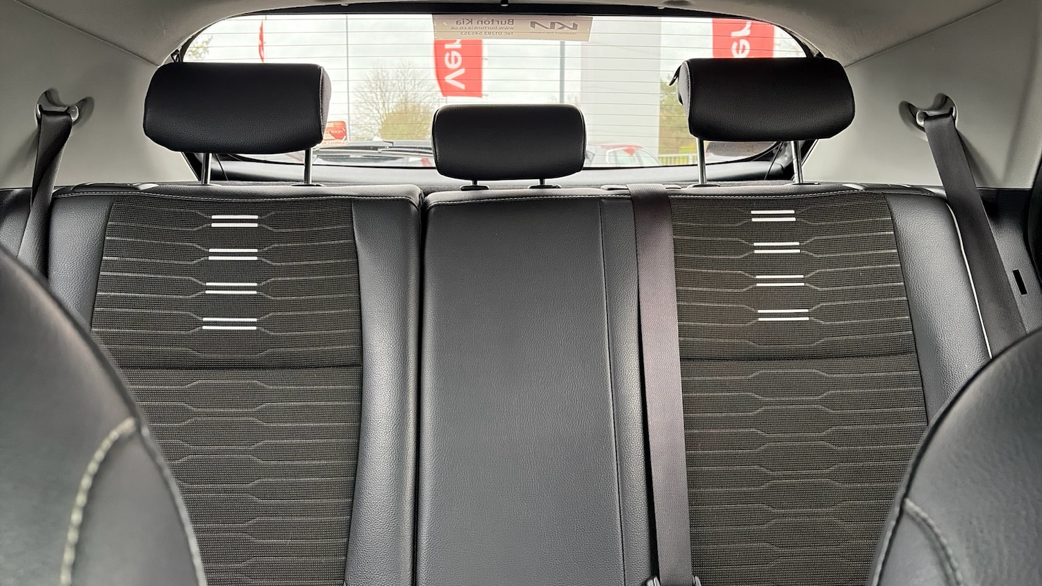 Used Kia Stonic 2021 for sale - 78025944: Photo 15