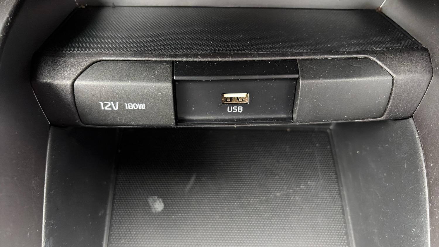 Used Kia Stonic 2021 for sale - 78025944: Photo 34