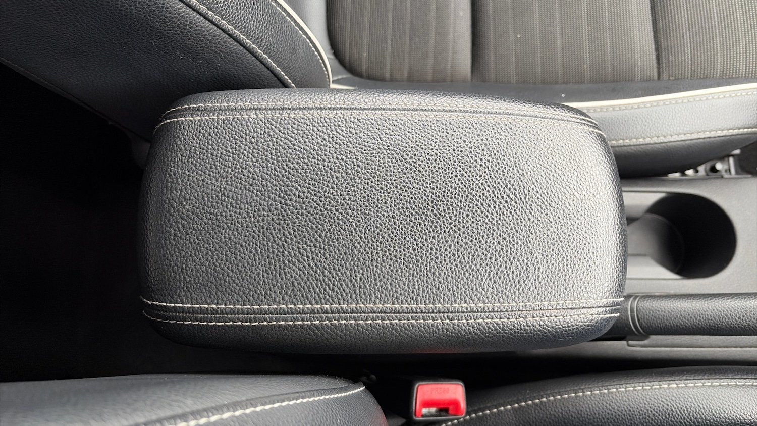 Used Kia Stonic 2021 for sale - 78025944: Photo 36