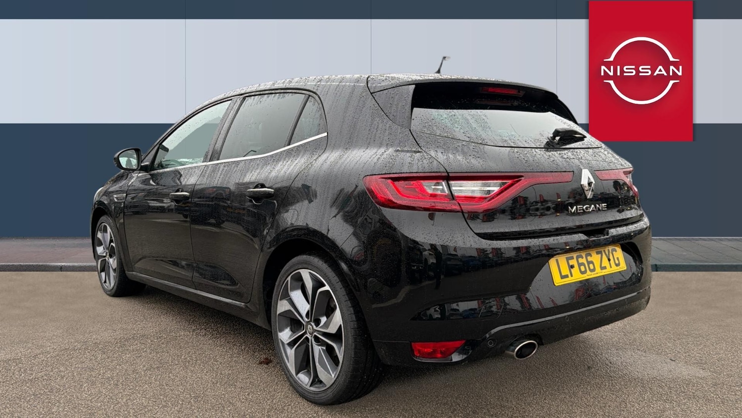 Used Renault Megane 2016 for sale - 77357189: Photo 2