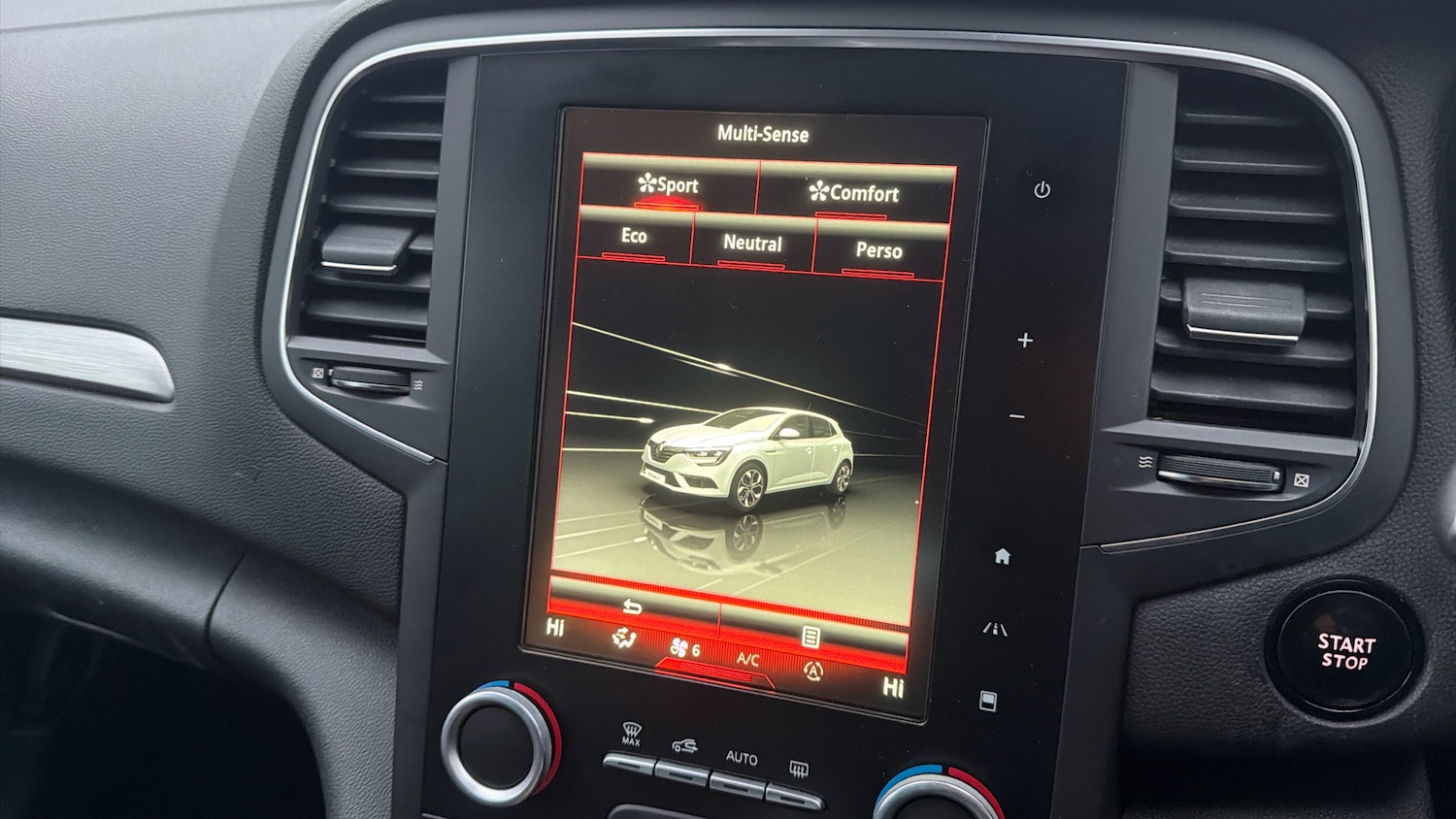 Used Renault Megane 2016 for sale - 77357189: Photo 27