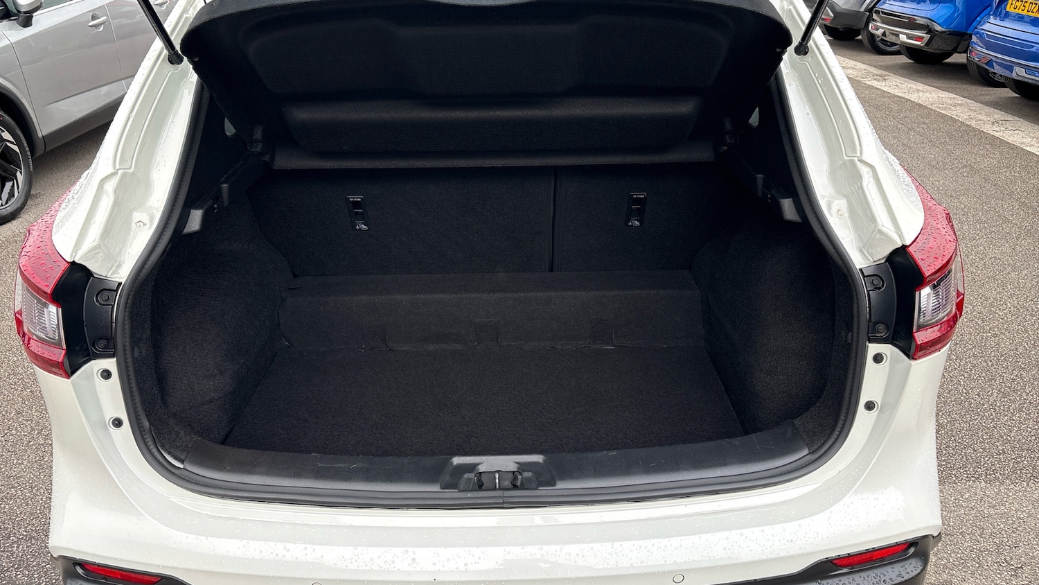 Used Nissan Qashqai 2020 for sale - 76366842: Photo 4