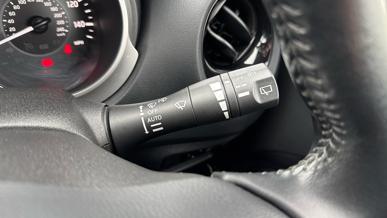 Used Nissan Juke 2018 for sale - 77271256: Photo 27