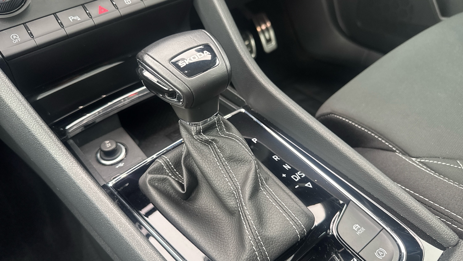 Used Skoda Karoq 2022 for sale - 76914015: Photo 13