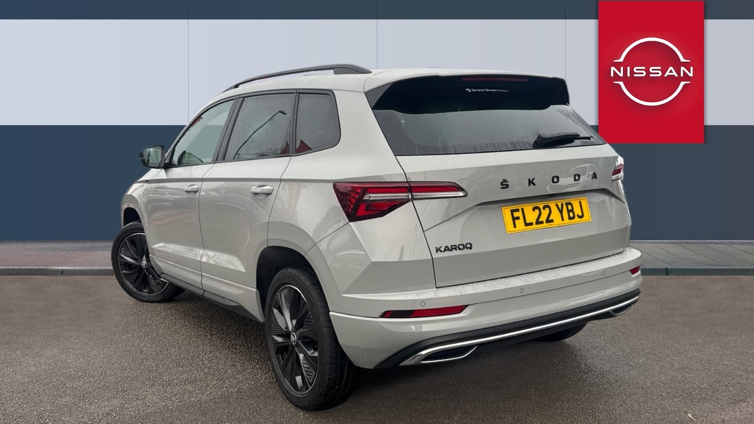 Used Skoda Karoq 2022 for sale - 76914015: Photo 2