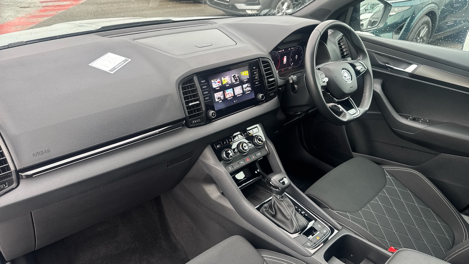 Used Skoda Karoq 2022 for sale - 76914015: Photo 9