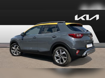 Used Kia Stonic 2021 for sale - 75774750: Photo