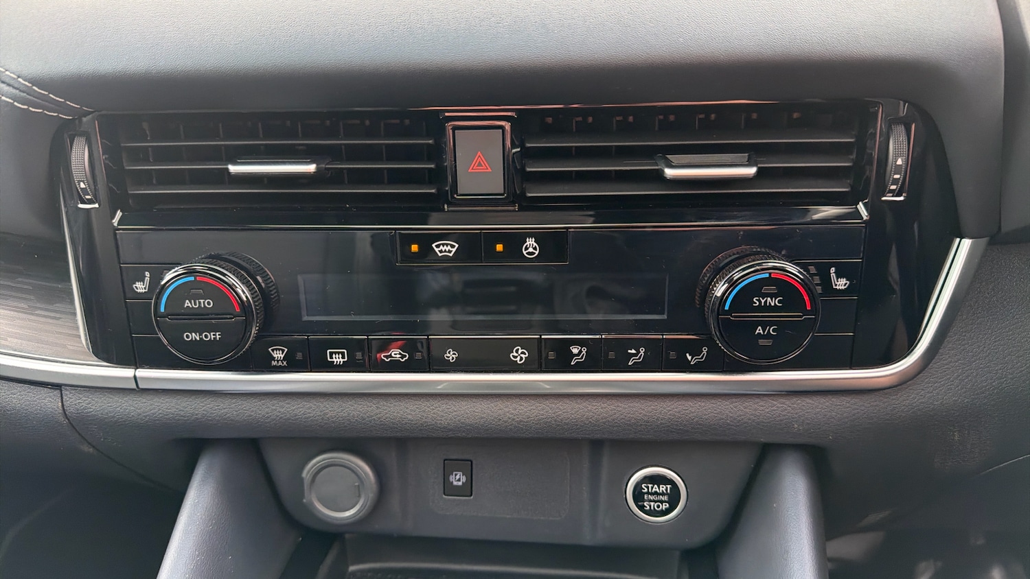 Used Nissan Qashqai 2022 for sale - 77975753: Photo 41