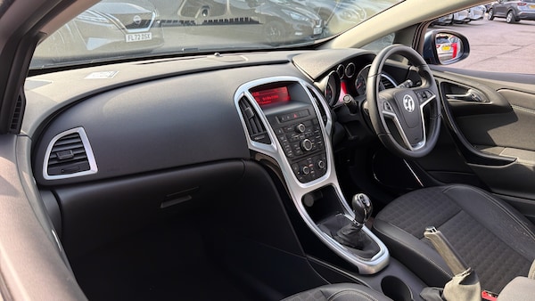 Used Vauxhall Astra GTC 2015 for sale - 76231570: Photo 9