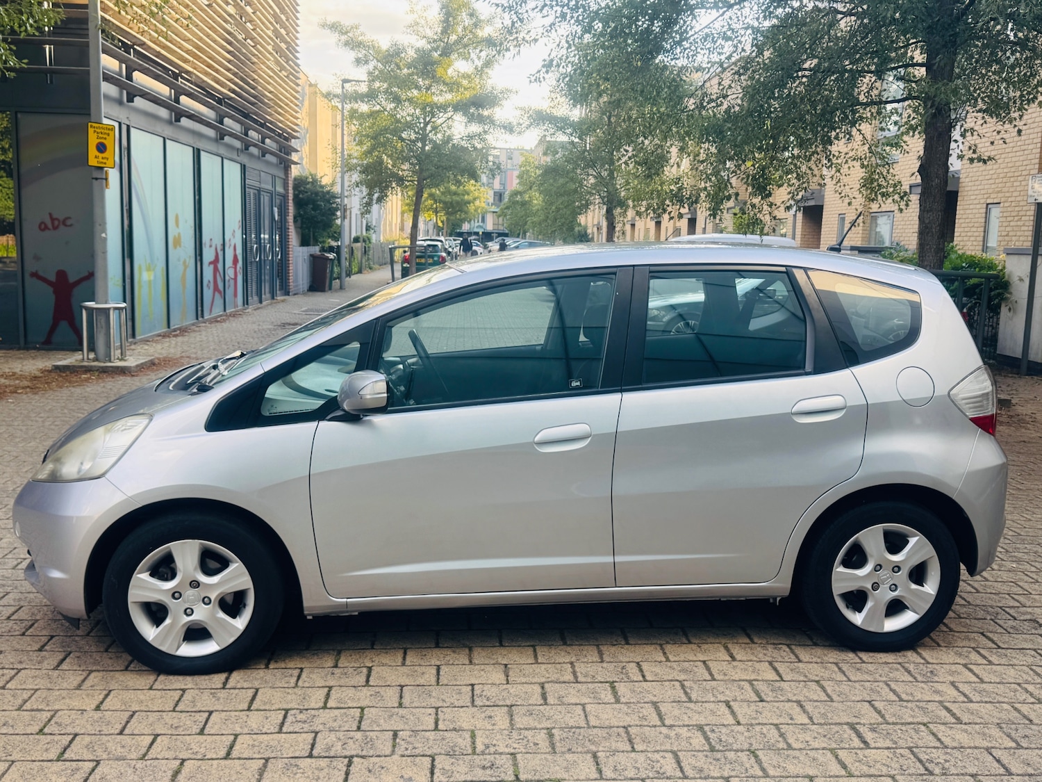 Used Honda Jazz 2010 for sale - 76126549: Photo 12
