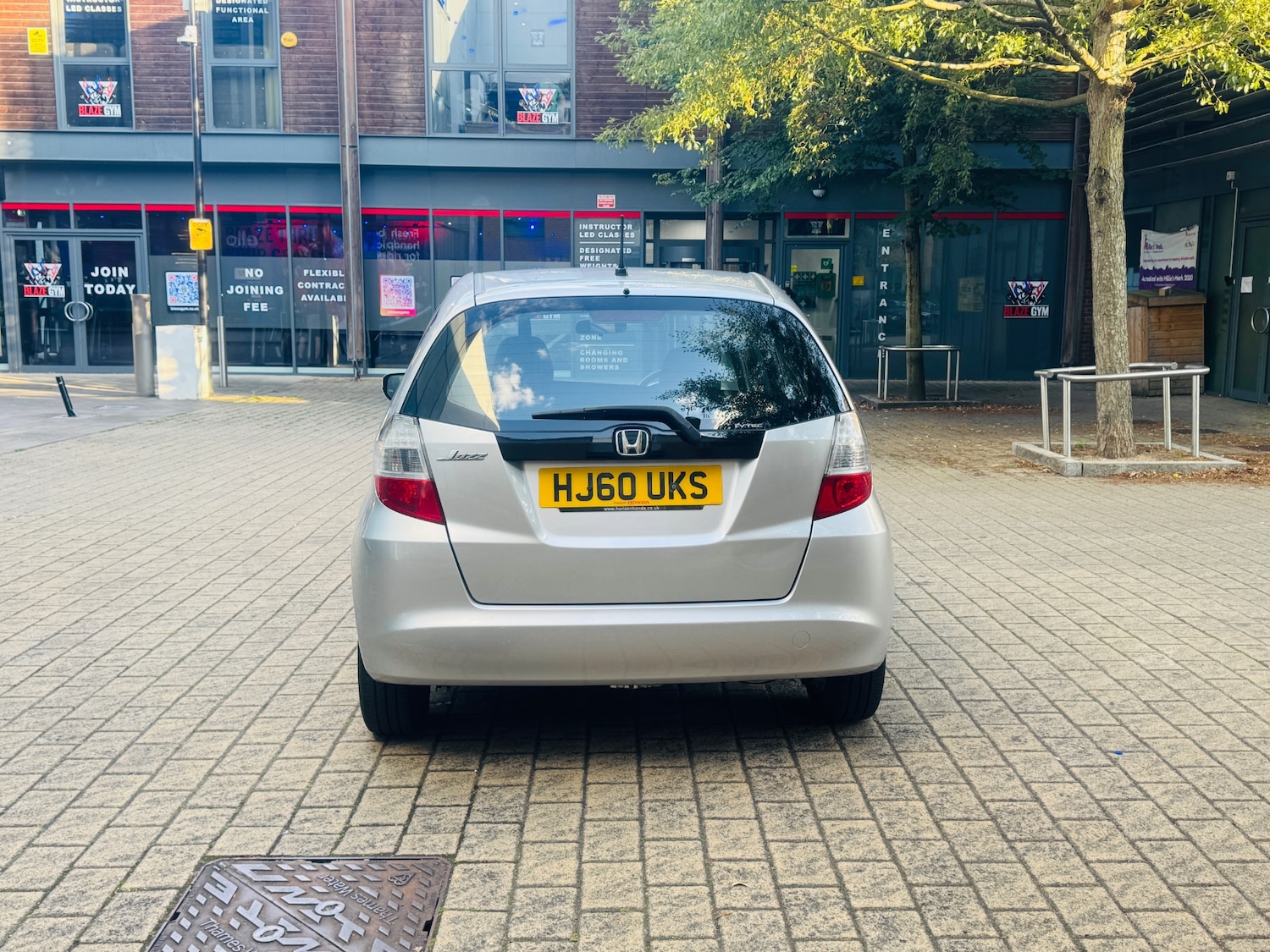 Used Honda Jazz 2010 for sale - 76126549: Photo 16