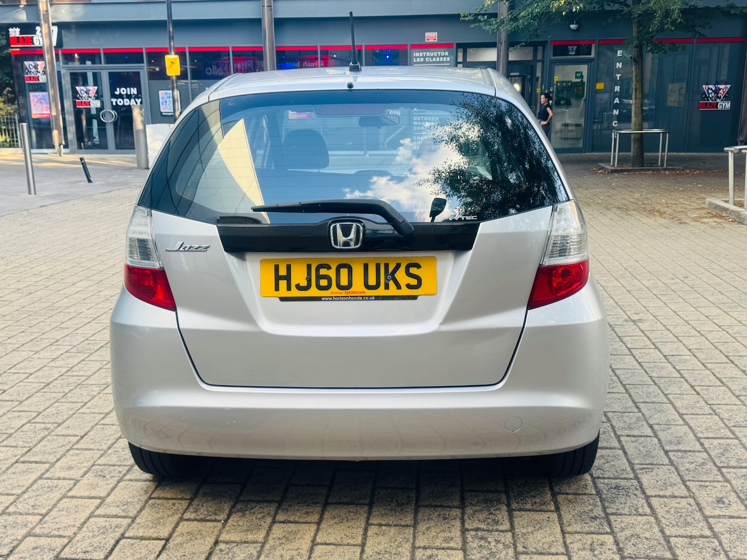 Used Honda Jazz 2010 for sale - 76126549: Photo 4