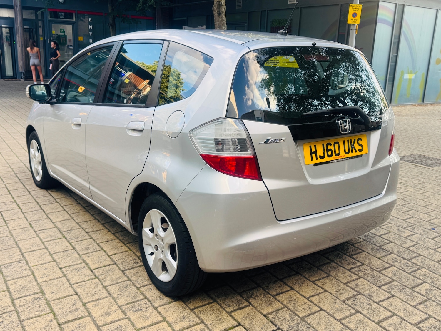 Used Honda Jazz 2010 for sale - 76126549: Photo 5