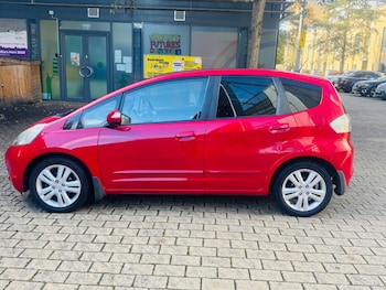 Used Honda Jazz 2010 for sale - 76392075: Photo