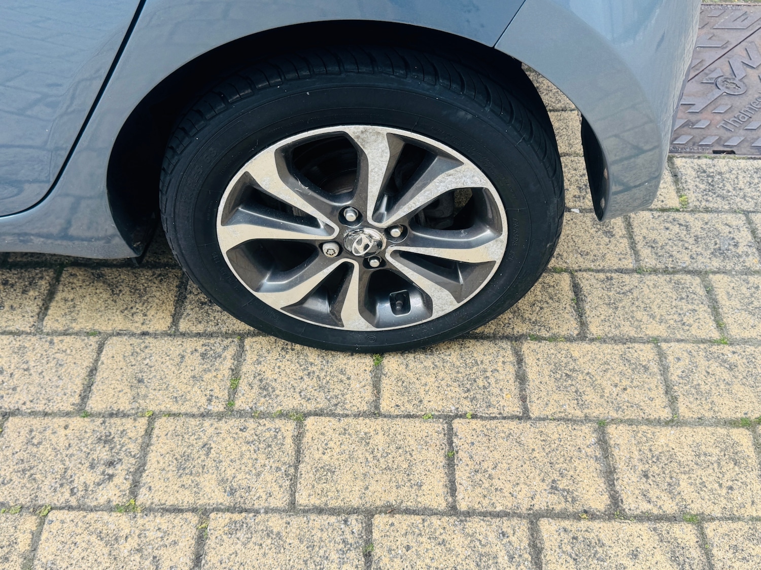 Used Hyundai i10 2016 for sale - 76126517: Photo 9