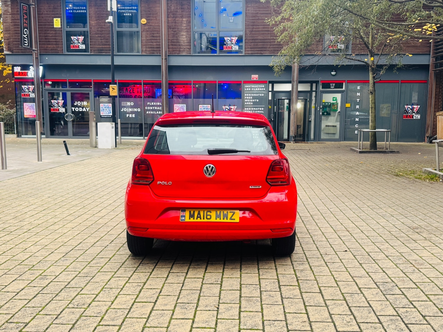 Used Volkswagen Polo 2016 for sale - 76488548: Photo 6