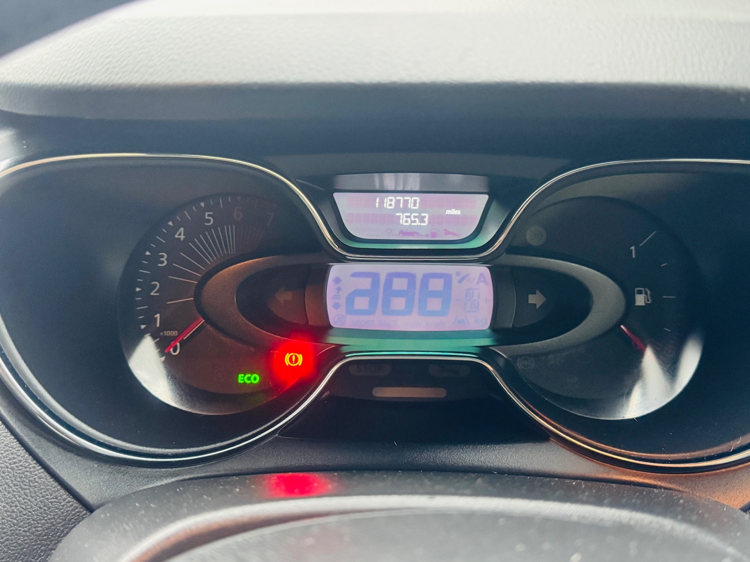 Used Renault Captur 2016 for sale - 76589744: Photo 25