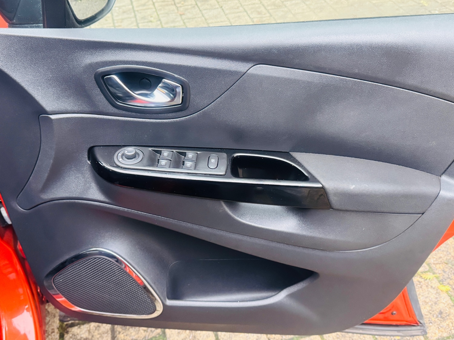 Used Renault Captur 2016 for sale - 76589744: Photo 34