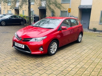 Used Toyota Auris 2013 for sale - 76589761: Photo