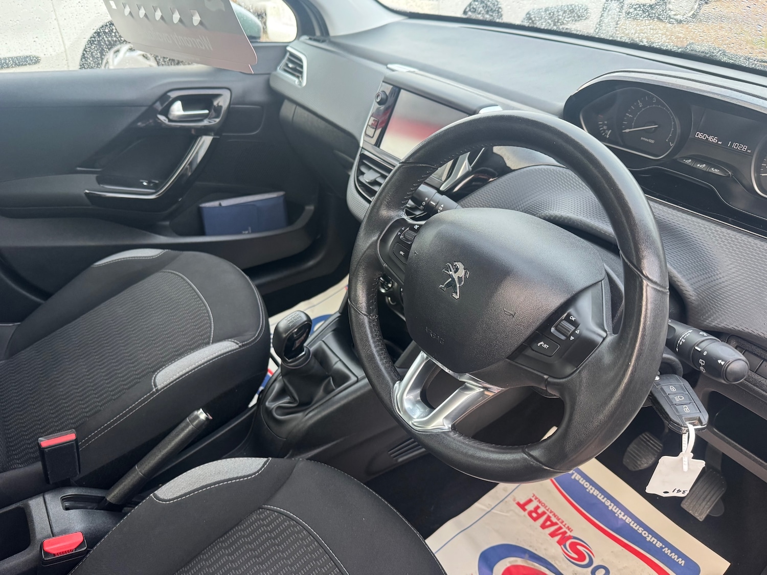 Used Peugeot 208 2015 for sale - 76710452: Photo 11