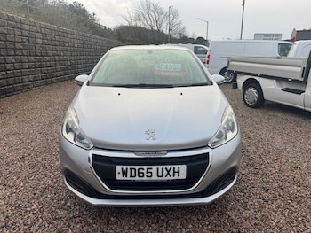 Used Peugeot 208 2015 for sale - 76710452: Photo