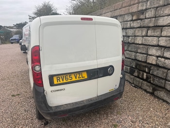 Used Vauxhall Combo 2015 for sale - 76412100: Photo