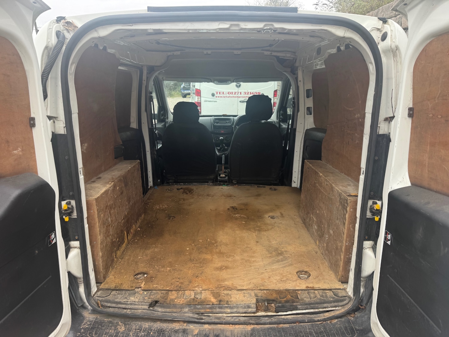 Used Vauxhall Combo 2015 for sale - 76412100: Photo 5