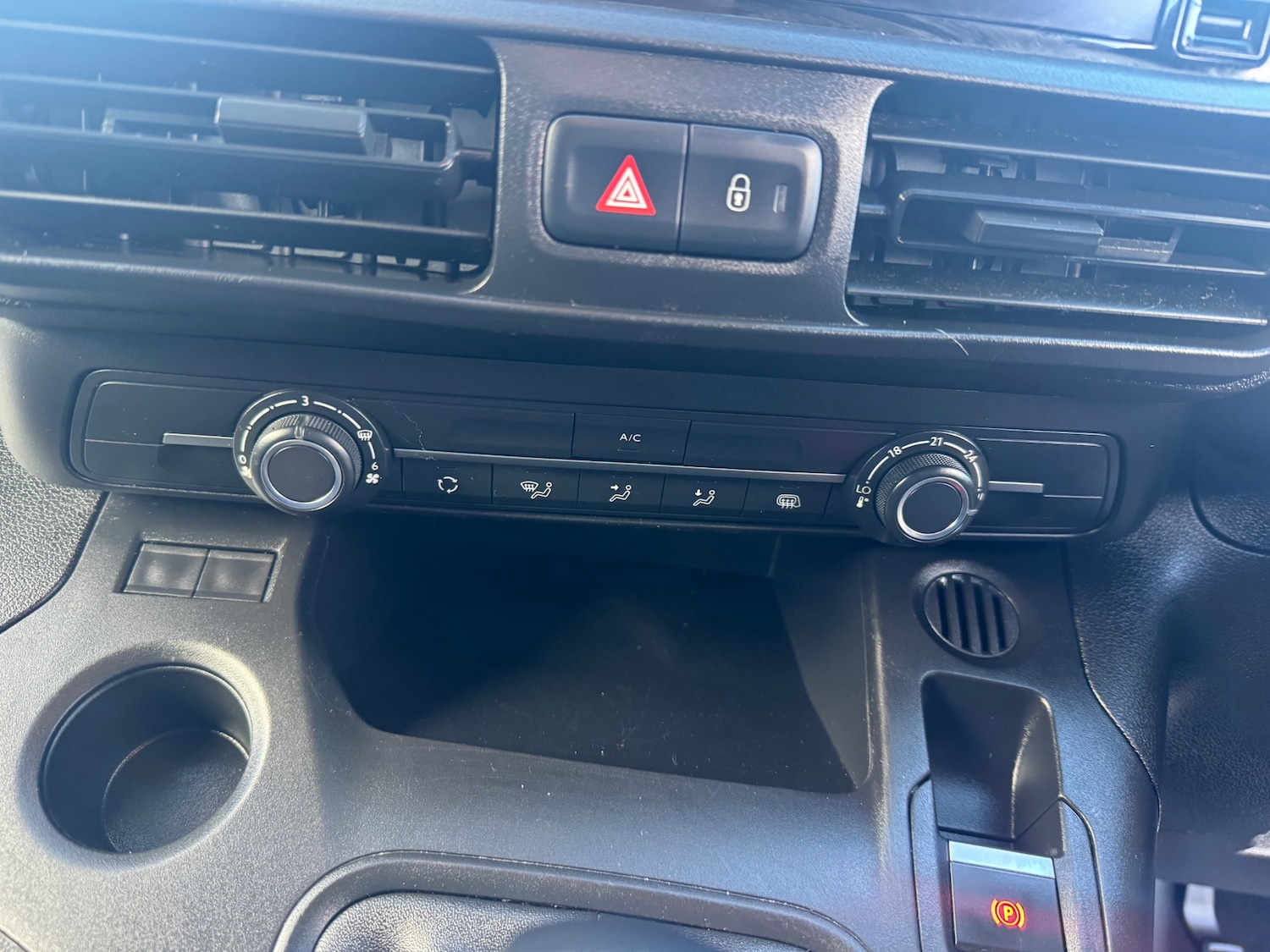 Used Citroen Berlingo 2021 for sale - 77938258: Photo 8