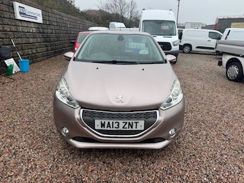 Used Peugeot 208 2013 for sale - 76481591: Photo