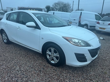 Used Mazda Mazda3 2011 for sale - 76625649: Photo