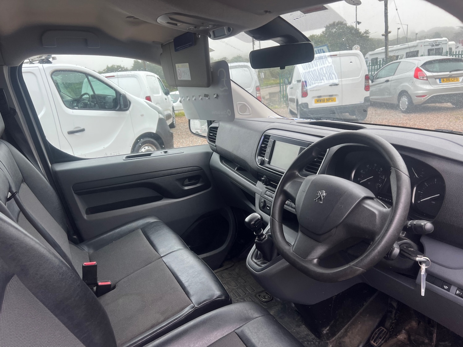 Used Peugeot Expert 2020 for sale - 76102562: Photo 2