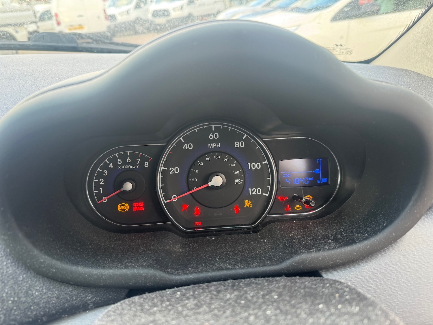 Used Hyundai i10 2012 for sale - 77125970: Photo 8