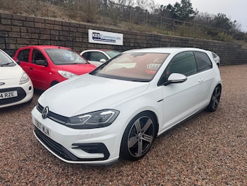 Used Volkswagen Golf 2017 for sale - 77416971: Photo