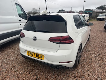 Used Volkswagen Golf 2017 for sale - 77416971: Photo