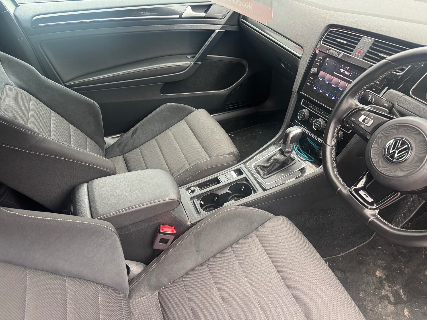 Used Volkswagen Golf 2017 for sale - 77416971: Photo 7