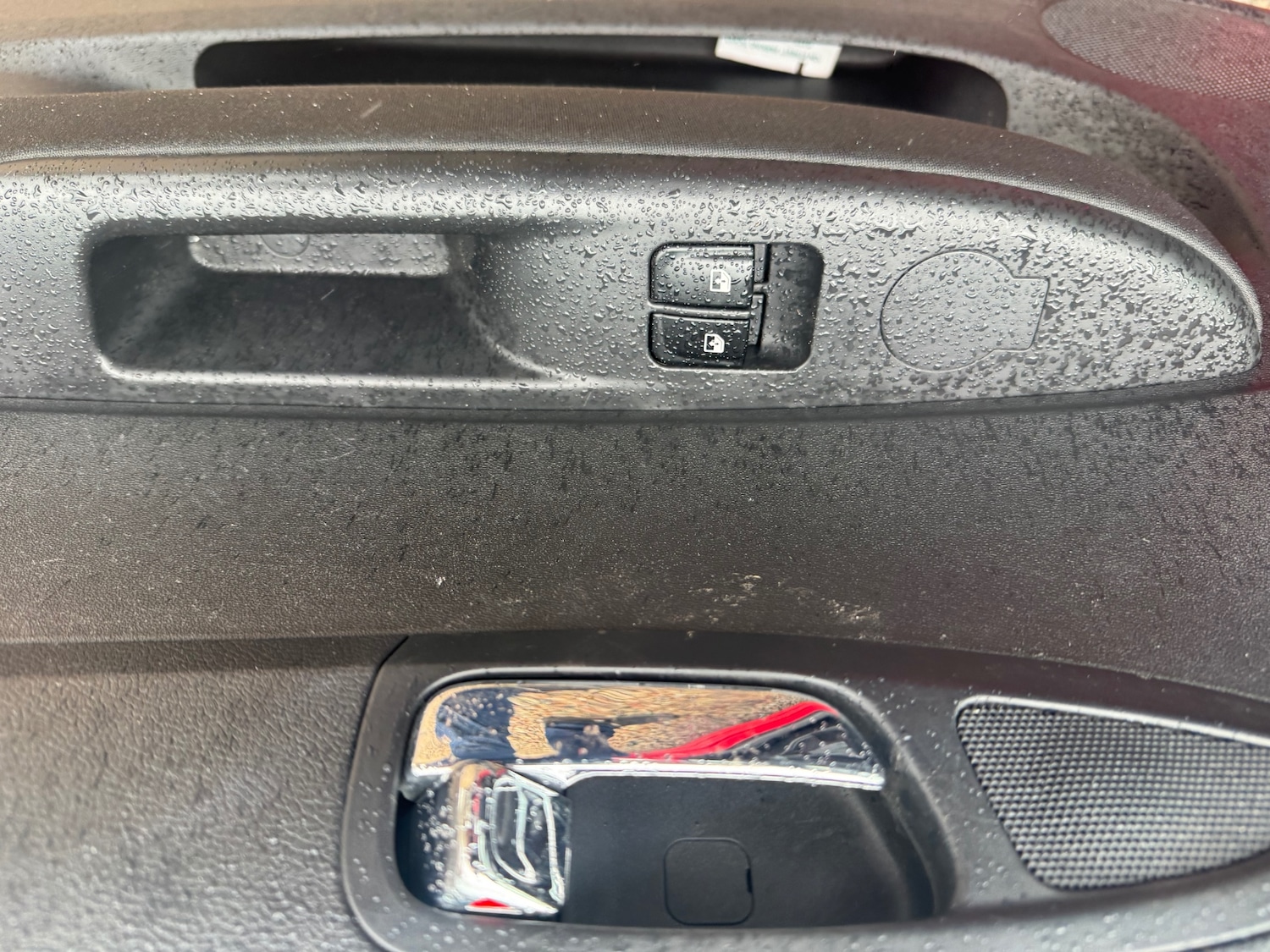 Used Hyundai i20 2014 for sale - 77517710: Photo 9