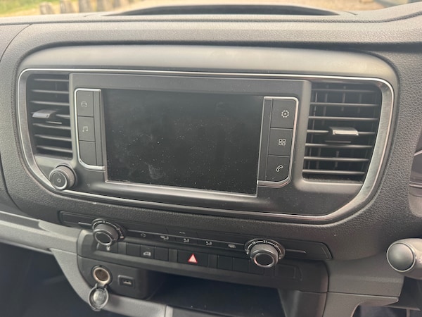 Used Vauxhall Vivaro 2023 for sale - 75333016: Photo 8