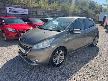 Used Peugeot 208 2013 for sale - 79788403: Photo