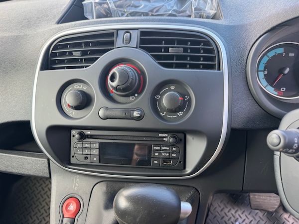Used Renault Kangoo 2020 for sale - 75151900: Photo 8