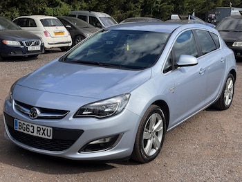 Used Vauxhall Astra 2013 for sale - 79361653: Photo